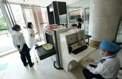 保護(hù)醫(yī)生安全，你需要這道門