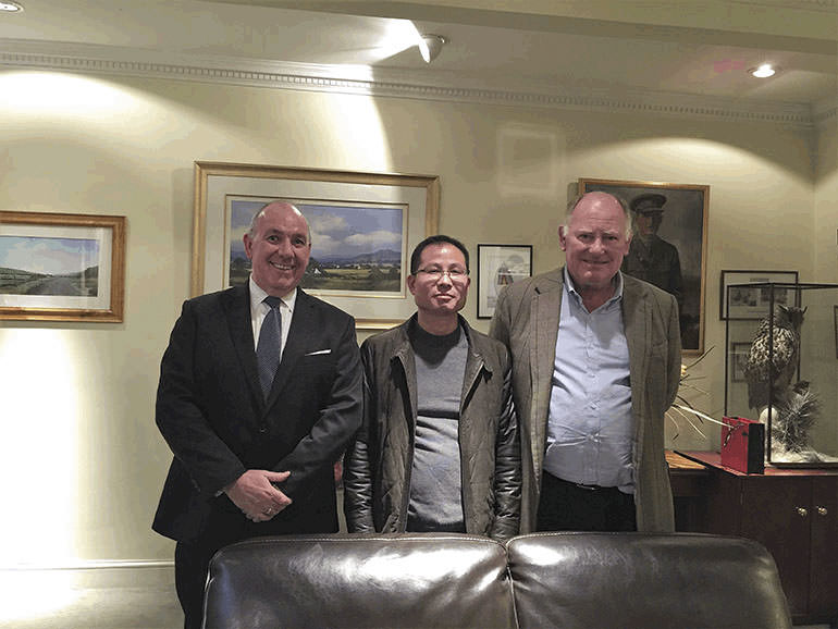 2014年，我司正式與英國SDMS公司簽署戰(zhàn)略合作協(xié)議，成為其在